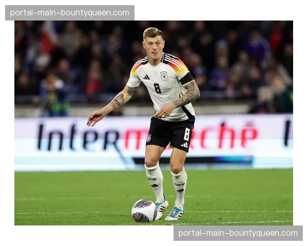 独家：沙尔克04年轻门将谈首次入选德国国家队的感受